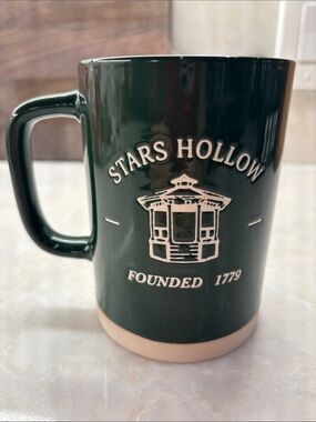 NWT Gilmore Girls Stars Hollow Dark Green Ceramic Coffee Mug